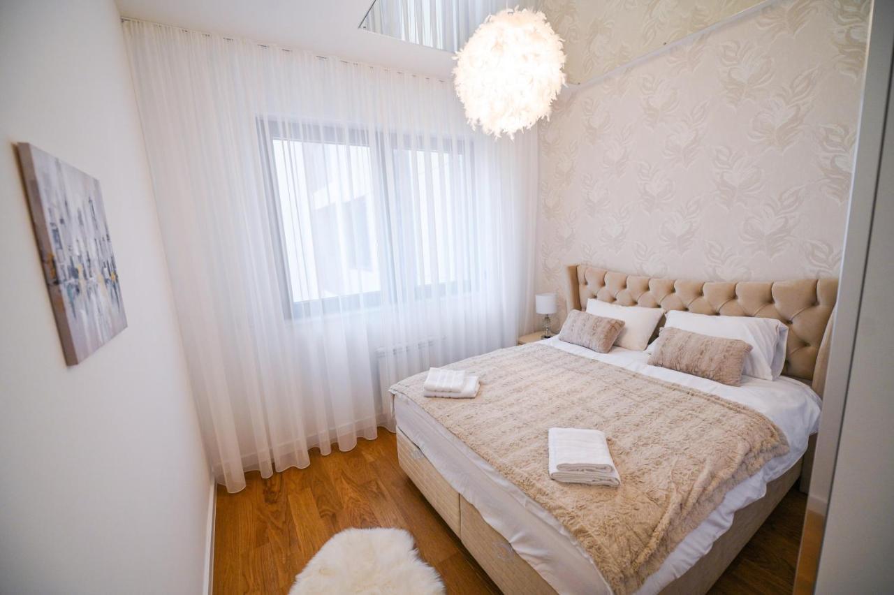 Apartman City Charm Banja Luka Esterno foto